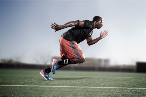 世界杯：多款AI数据可视化工具获球队青睐 赛中平板战术板升级换代